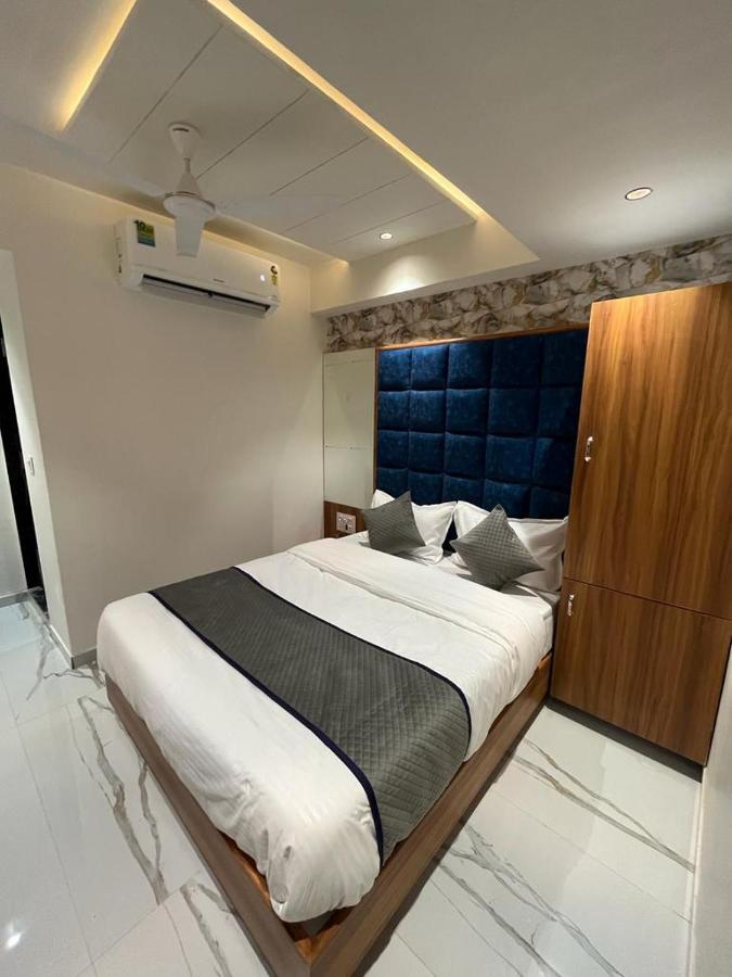 Hotel Palak Villa Ahmedabad Ngoại thất bức ảnh