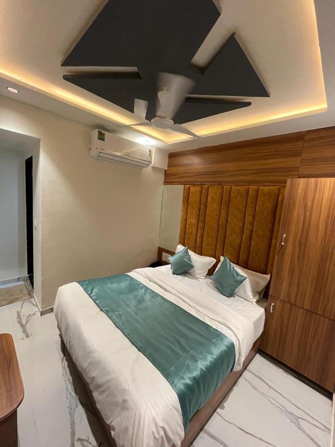 Hotel Palak Villa Ahmedabad Ngoại thất bức ảnh